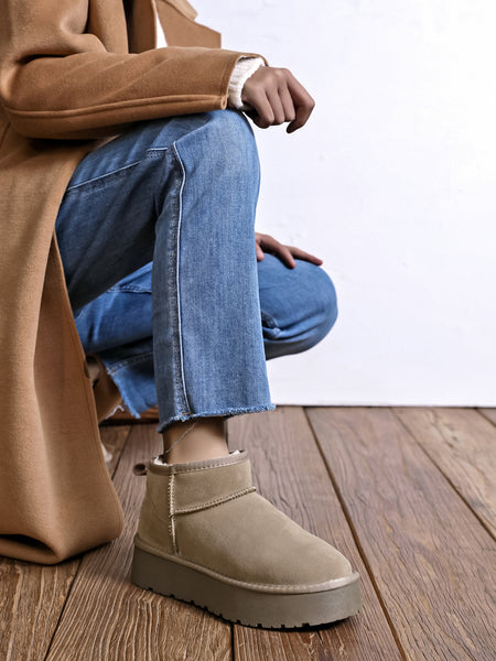 Bottes Bebe Dani En Cuir à Lacets Avec Gland - Taille US 7 (femme), Beige - Neuves Avec Défauts D'origine